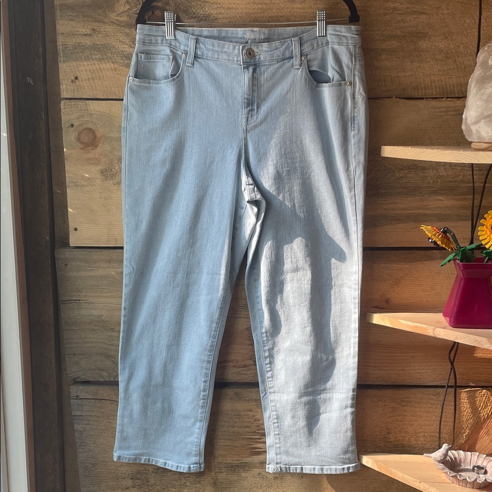 Style & Co. Curvy Capri Jeans